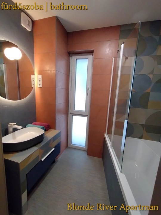 Blonde River Kálvária Apartment - Bathroom