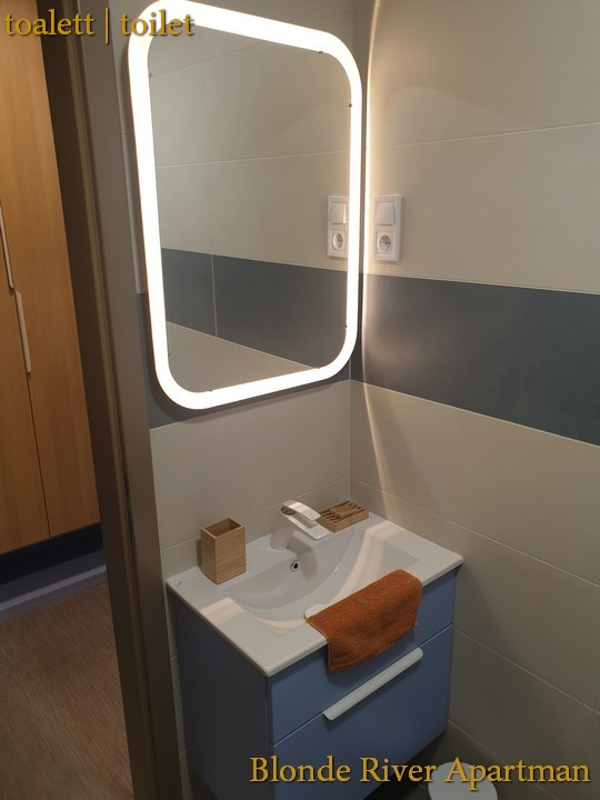 Blonde River Kálvária Apartment - Toilet