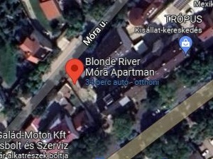 Blonde River Móra apartment on Google map.